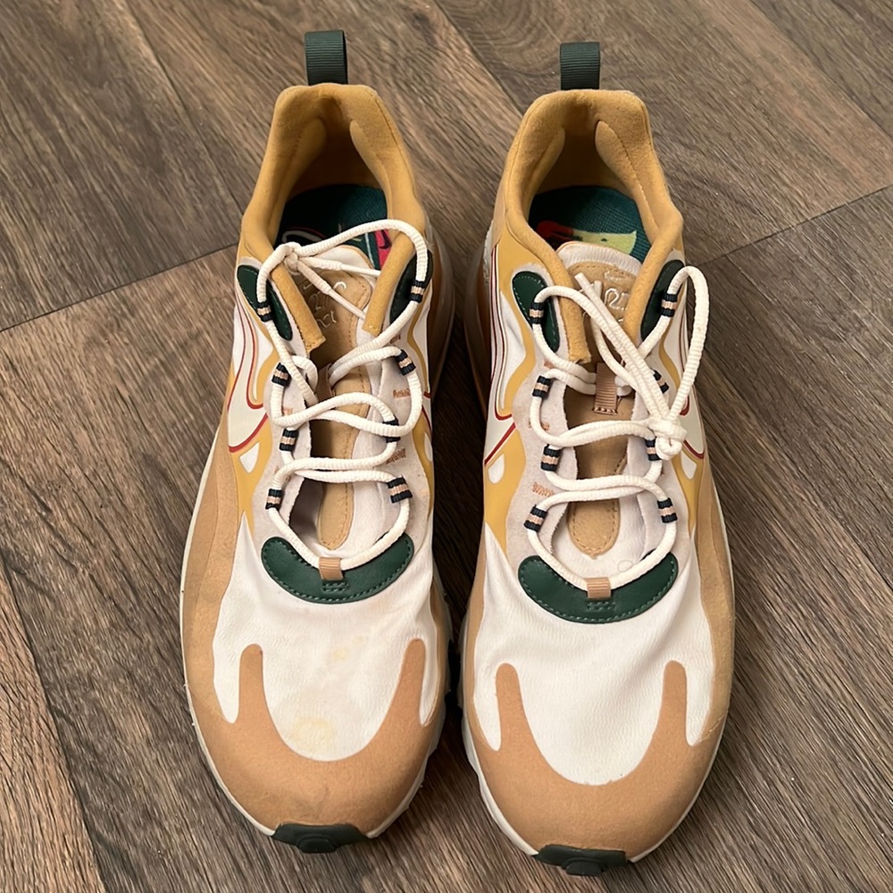 Nike Air 270 React